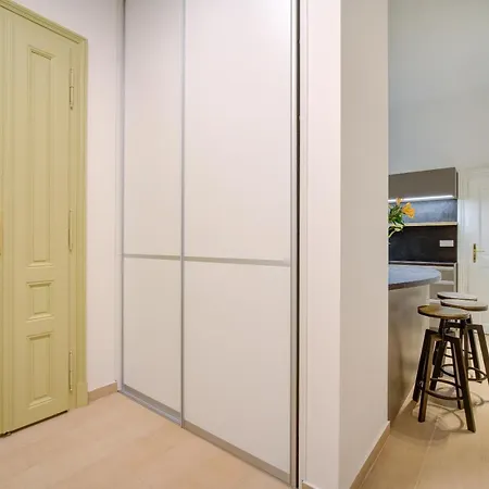 Bishop Apartment