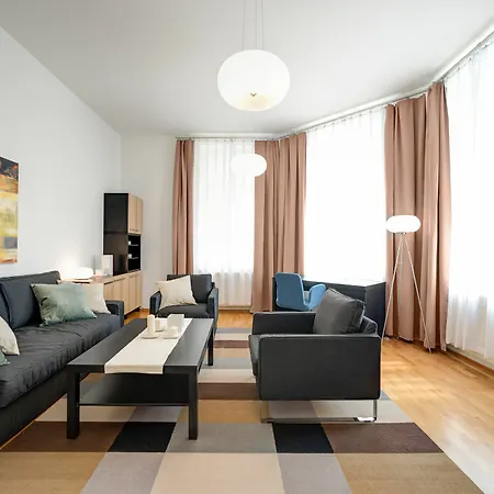 Apartment Bishop *