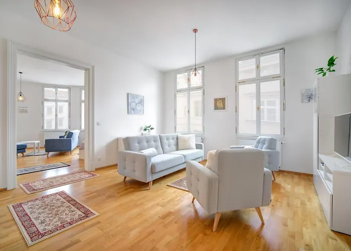 Bishop Apartment